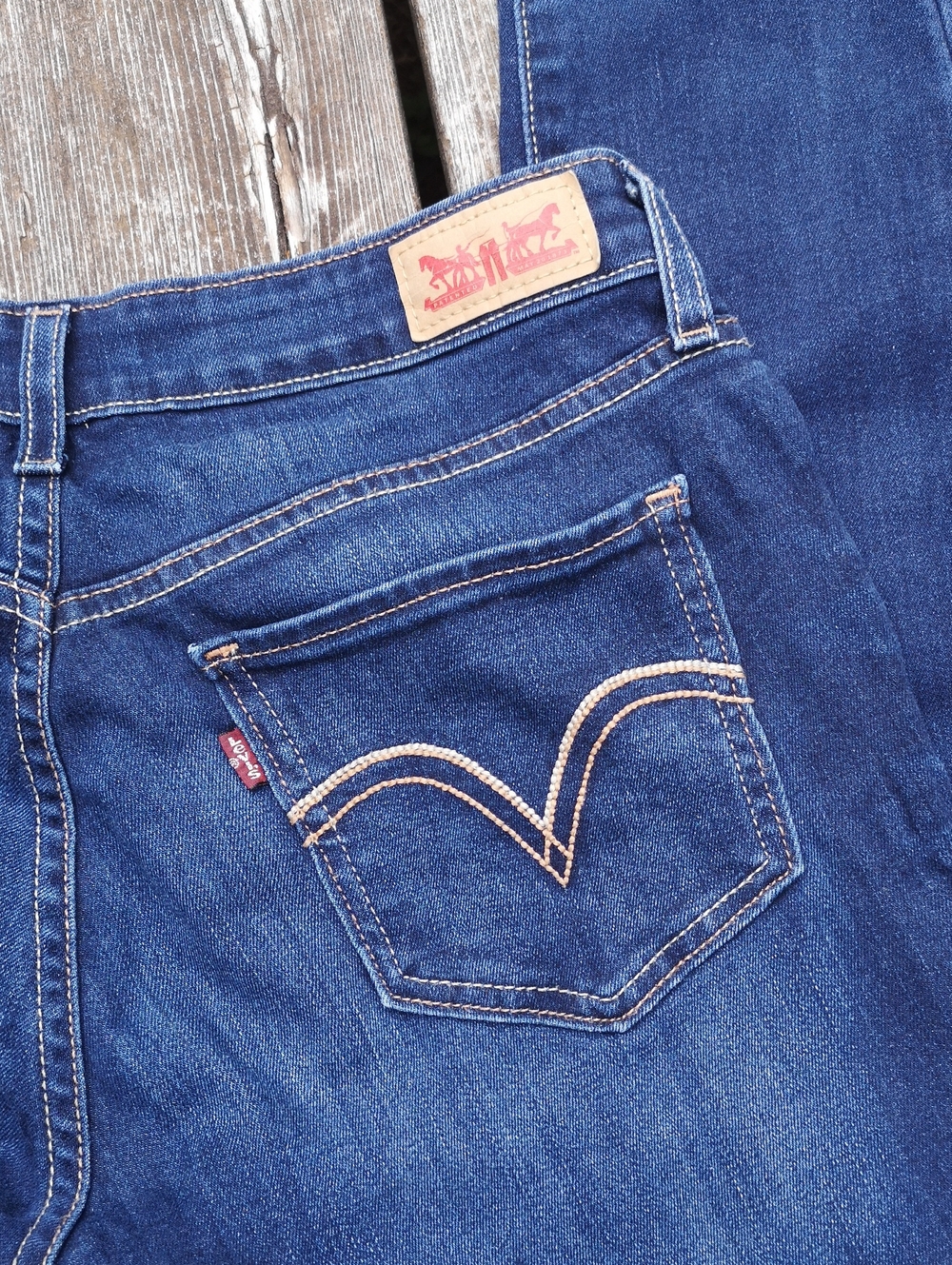 Levi's skinny jeans